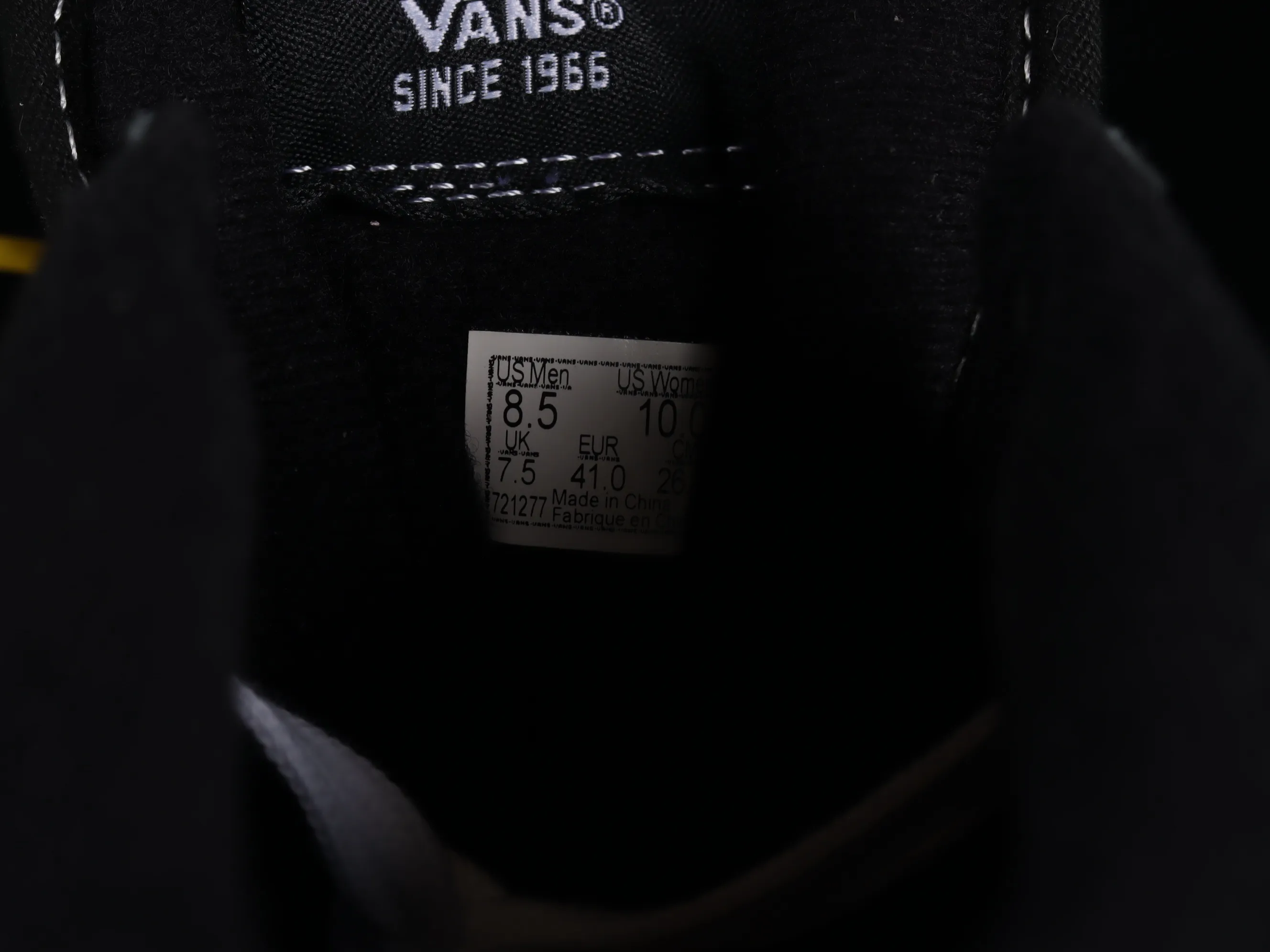 All categories Vans Vans series Vans Mid Vans Zhongbang Vans Half Cab Legend skater signature Zhongbang skateboard shoes VN000DZ3BLK
